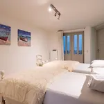 Spacious 7-Bed House In Oostende City