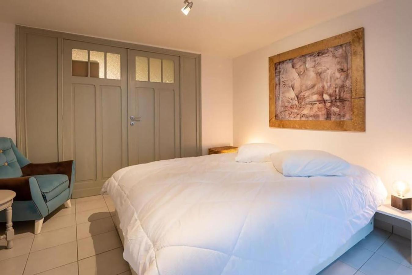 Spacious 7-bed House In