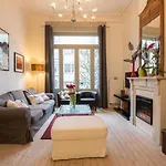 Spacious 7-Bed House In Oostende City